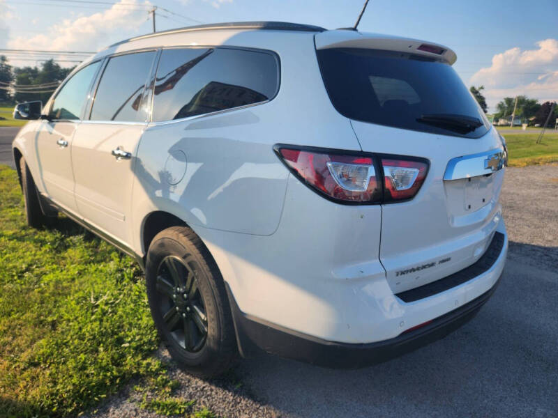 2017 Chevrolet Traverse LT