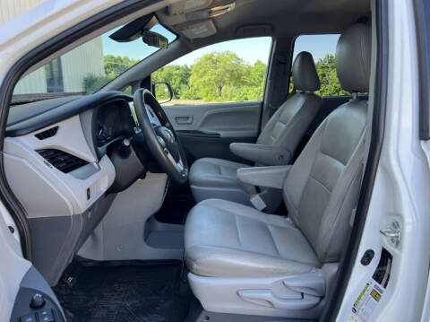 2020 Toyota Sienna L 7-Passenger