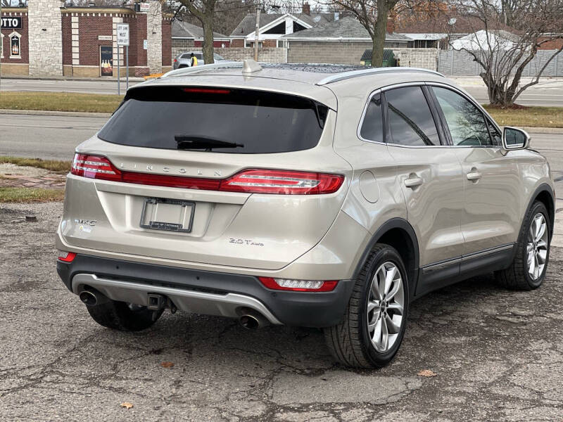 2017 Lincoln MKC Select