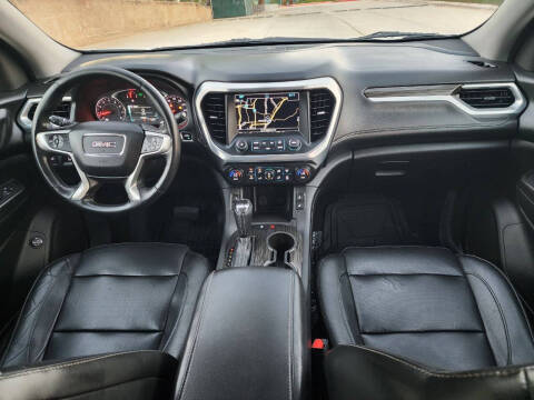 2017 GMC Acadia SLT-1