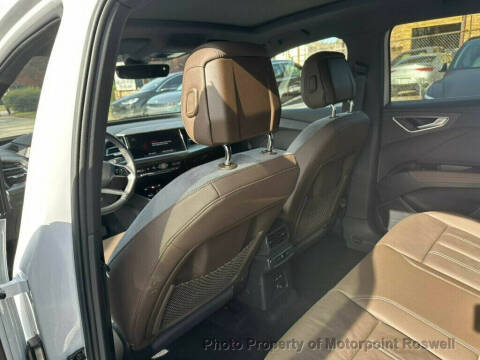 2024 Audi Q4 e-tron quattro Premium 50