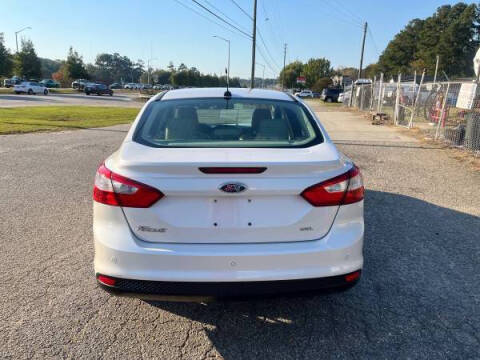 2012 Ford Focus SEL