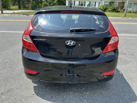 2013 Hyundai Accent GS