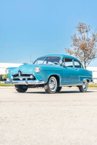 1951 Kaiser Henry-J Coupe