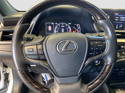 2021 Lexus ES 250