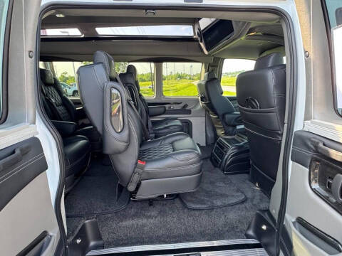 2026 GMC Savana 2500