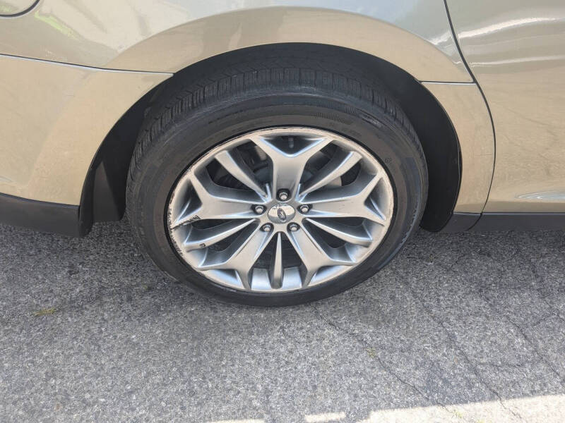 2013 Ford Taurus Limited