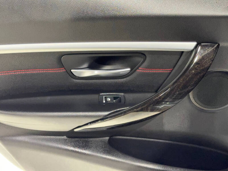 2017 BMW 3 Series 330i