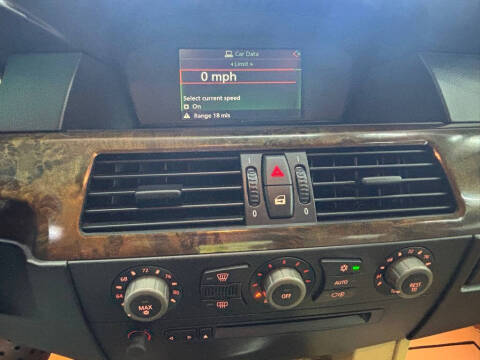 2004 BMW 5 Series 530i