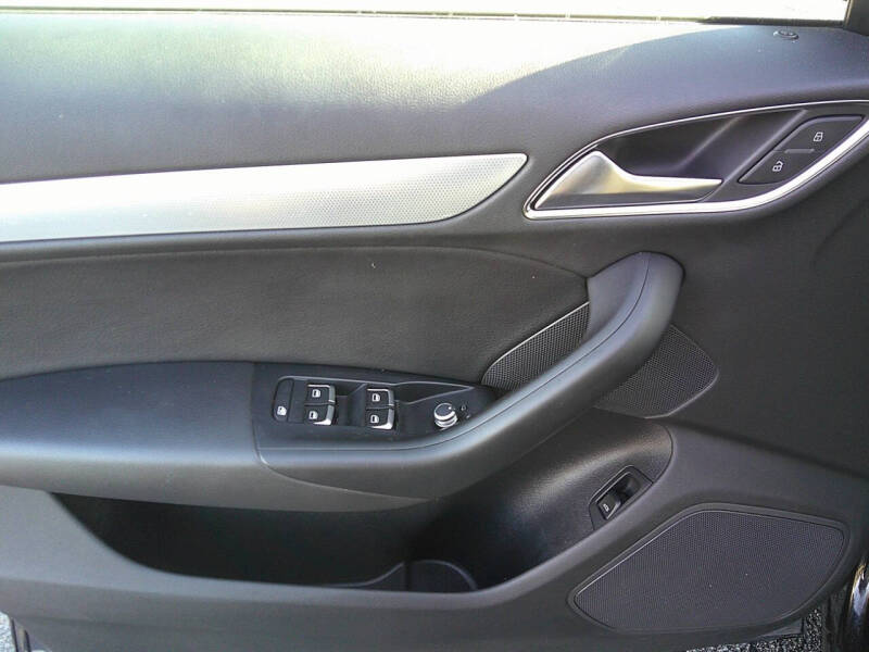 2016 Audi Q3 2.0T quattro Premium Plus