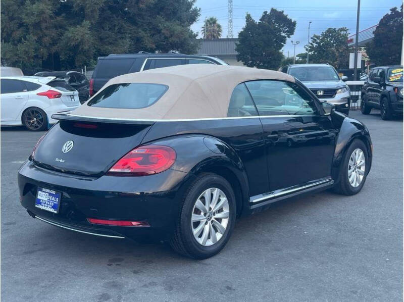 2017 Volkswagen Beetle Convertible