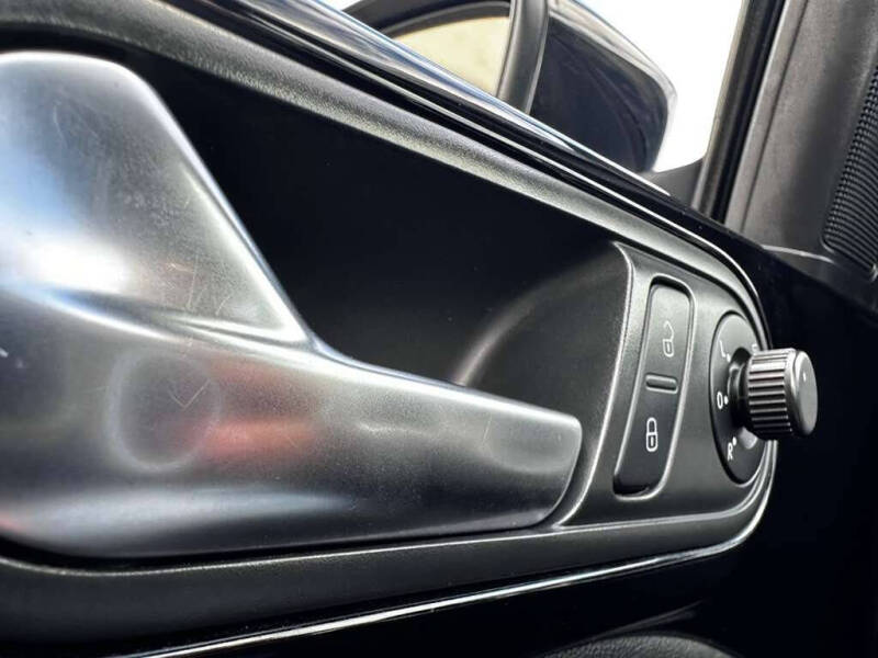 2014 Volkswagen Beetle Convertible 2.5L