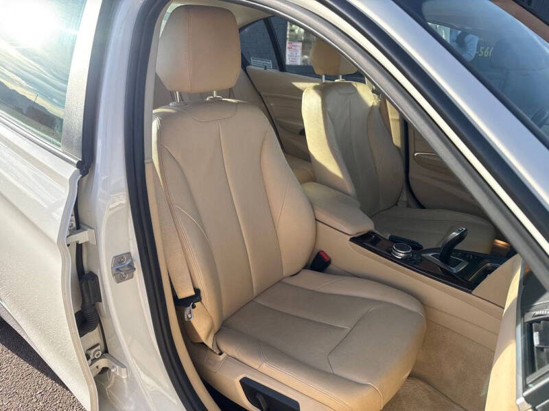 2015 BMW 3 Series 328i xDrive