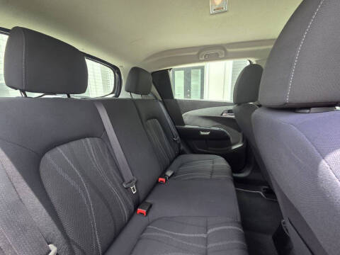 2016 Chevrolet Sonic LT Auto
