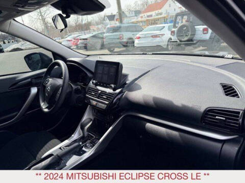 2024 Mitsubishi Eclipse Cross LE