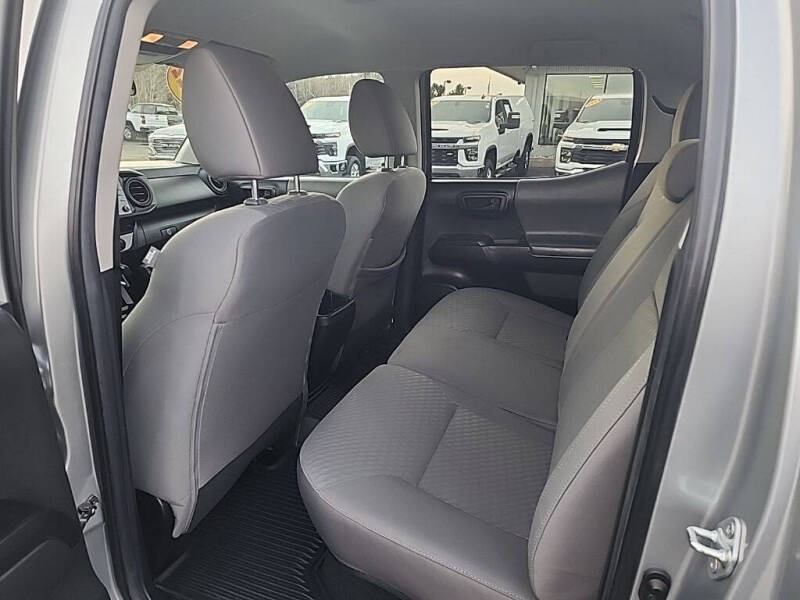 2022 Toyota Tacoma SR5 V6