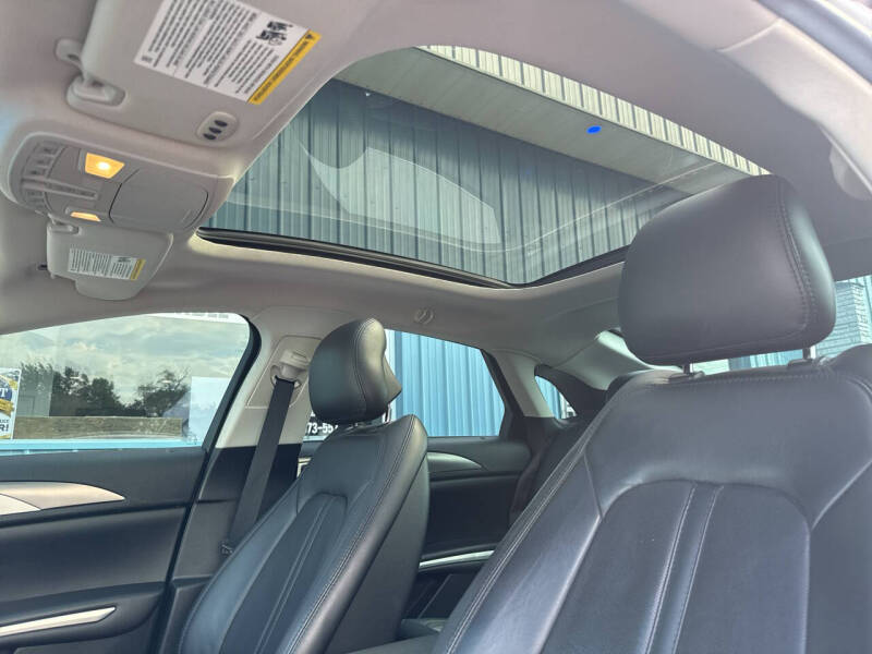 2015 Lincoln MKZ