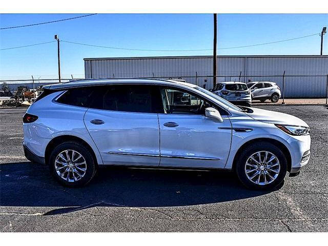 2021 Buick Enclave Essence