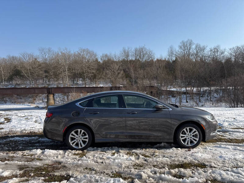 2016 Chrysler 200 Limited