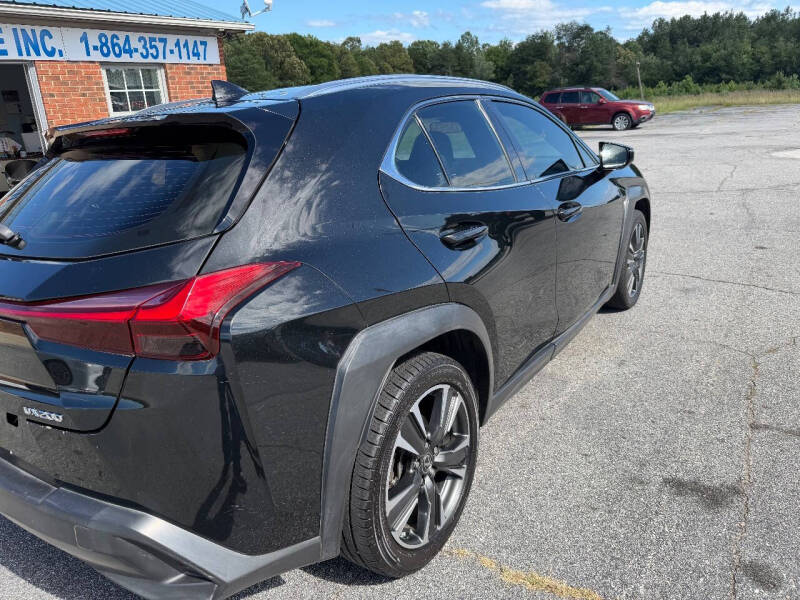 2019 Lexus UX 200 Luxury