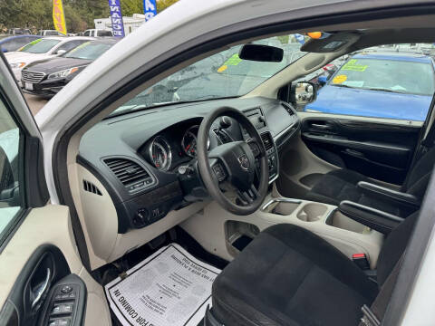 2016 Dodge Grand Caravan SXT Plus