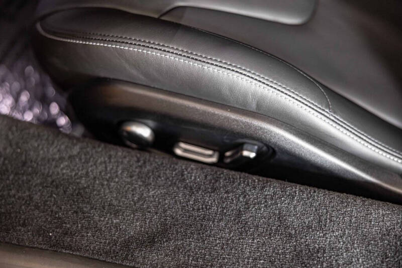 2025 Lotus Emira V6 Base