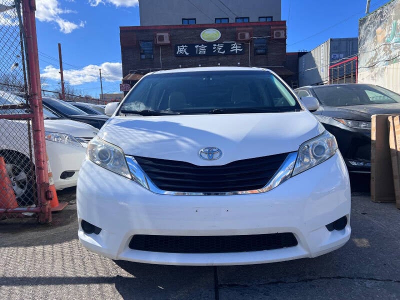 2013 Toyota Sienna for sale at TJ AUTO in Brooklyn NY