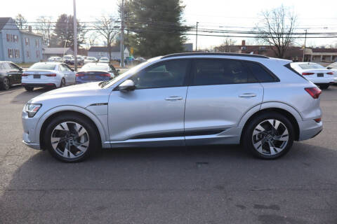 2021 Audi e-tron quattro Premium