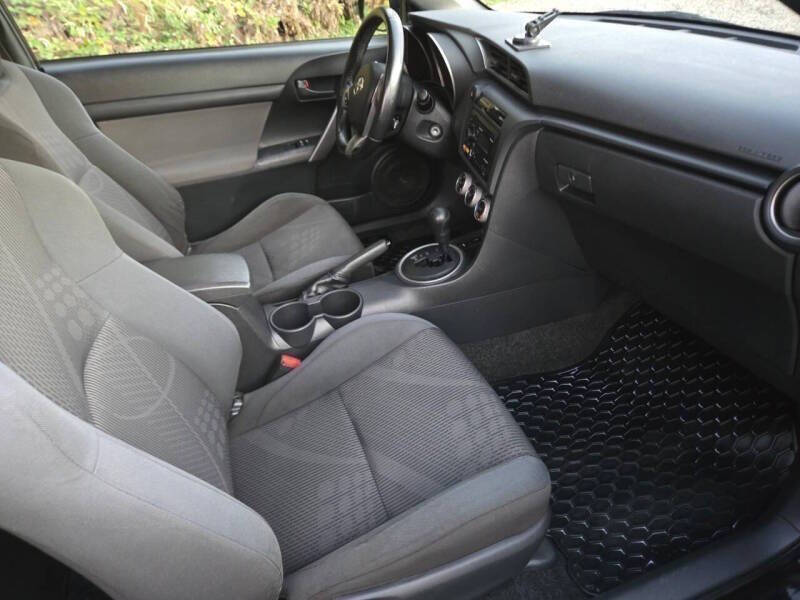 2012 Scion tC