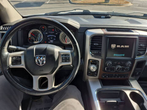 2015 RAM 1500 Laramie