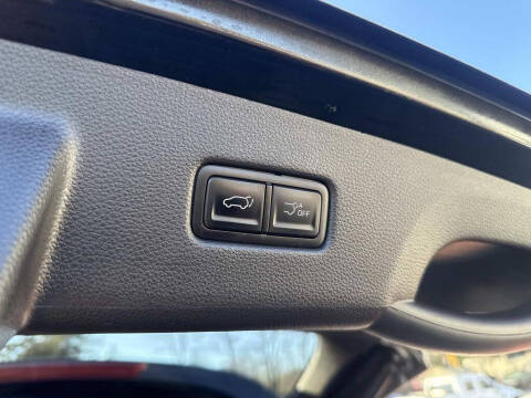 2023 Kia Carnival EX