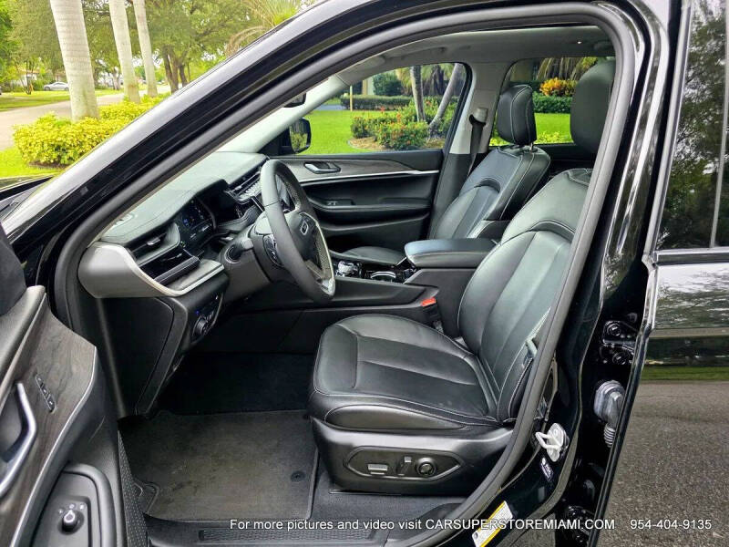 2023 Jeep Grand Cherokee