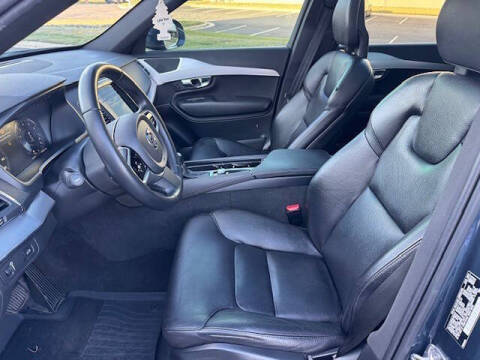 2018 Volvo XC90 T6 Momentum