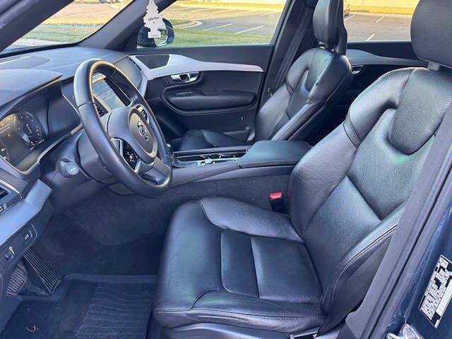 2018 Volvo XC90 T6 Momentum