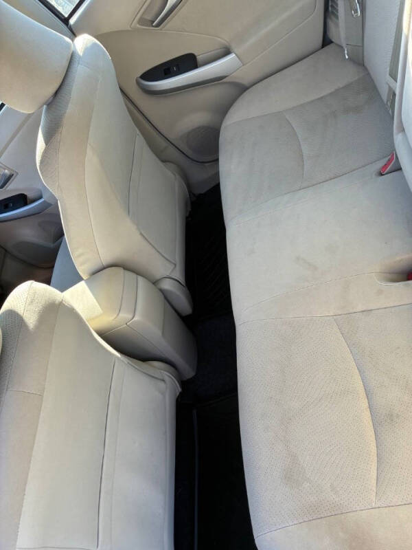 2012 Toyota Prius Five