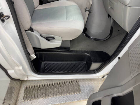 2010 Ford E-Series E-450 SD