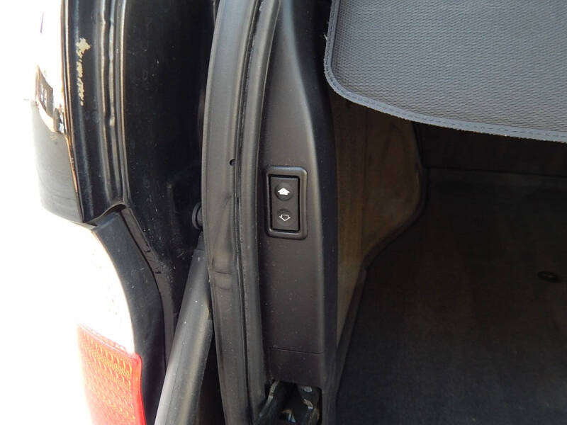 2003 BMW X5 3.0i