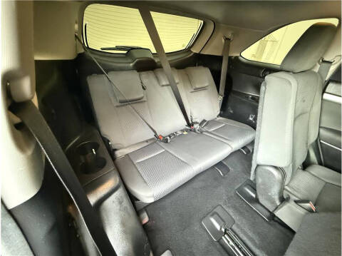 2017 Toyota Highlander LE