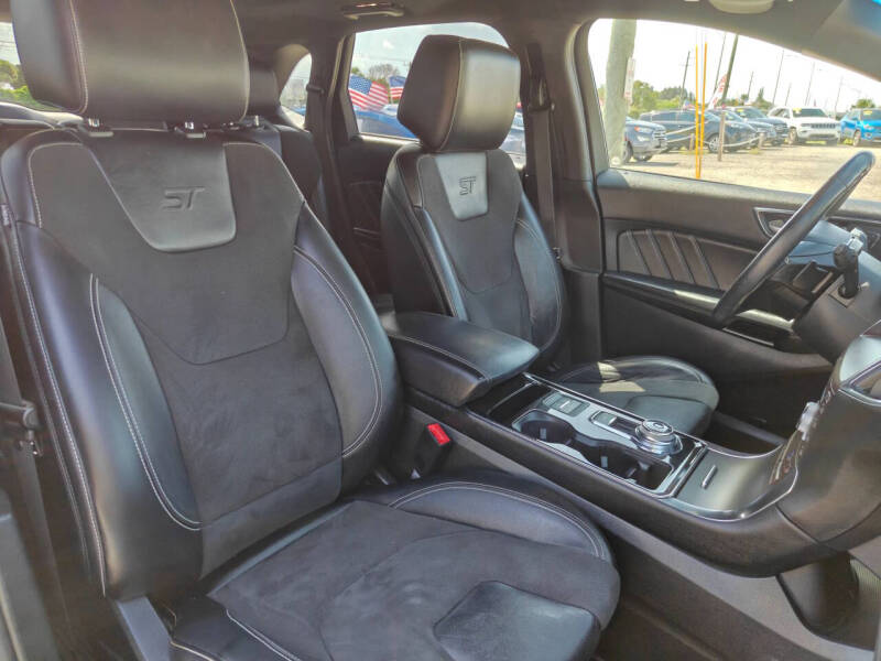 2019 Ford Edge ST