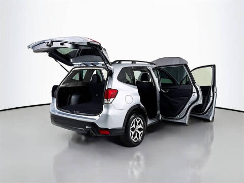 2022 Subaru Forester Premium