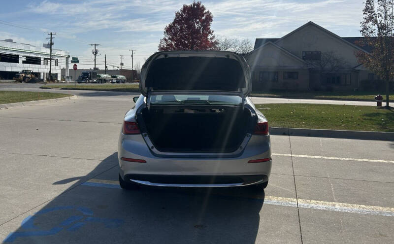 2019 Honda Insight Touring