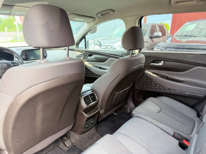 2020 Hyundai Santa Fe SE