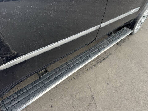 2018 Cadillac Escalade ESV Platinum