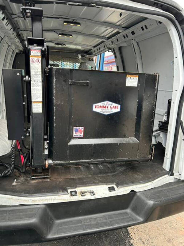 2016 Chevrolet Express 2500