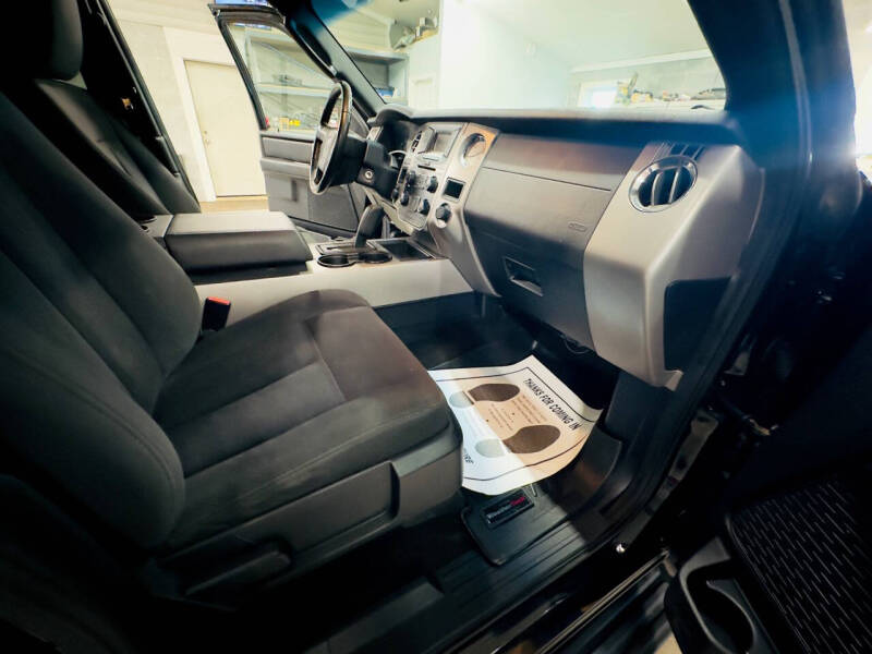 2017 Ford Expedition XLT