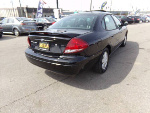 2004 Ford Taurus SEL