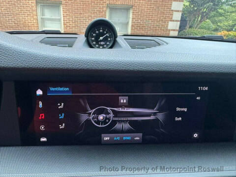 2025 Porsche 911 Carrera