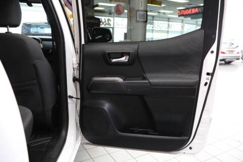 2017 Toyota Tacoma TRD Sport