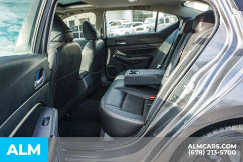 2022 Nissan Altima 2.5 SR