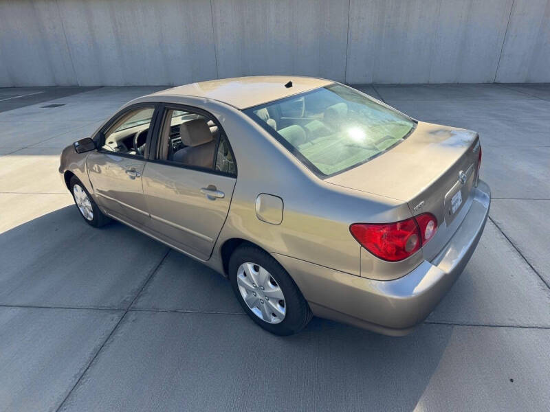 2006 Toyota Corolla LE